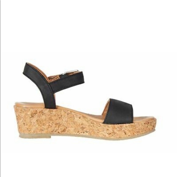 UGG Kids Black Sandals with Cork Wedge - Picture 2 of 12